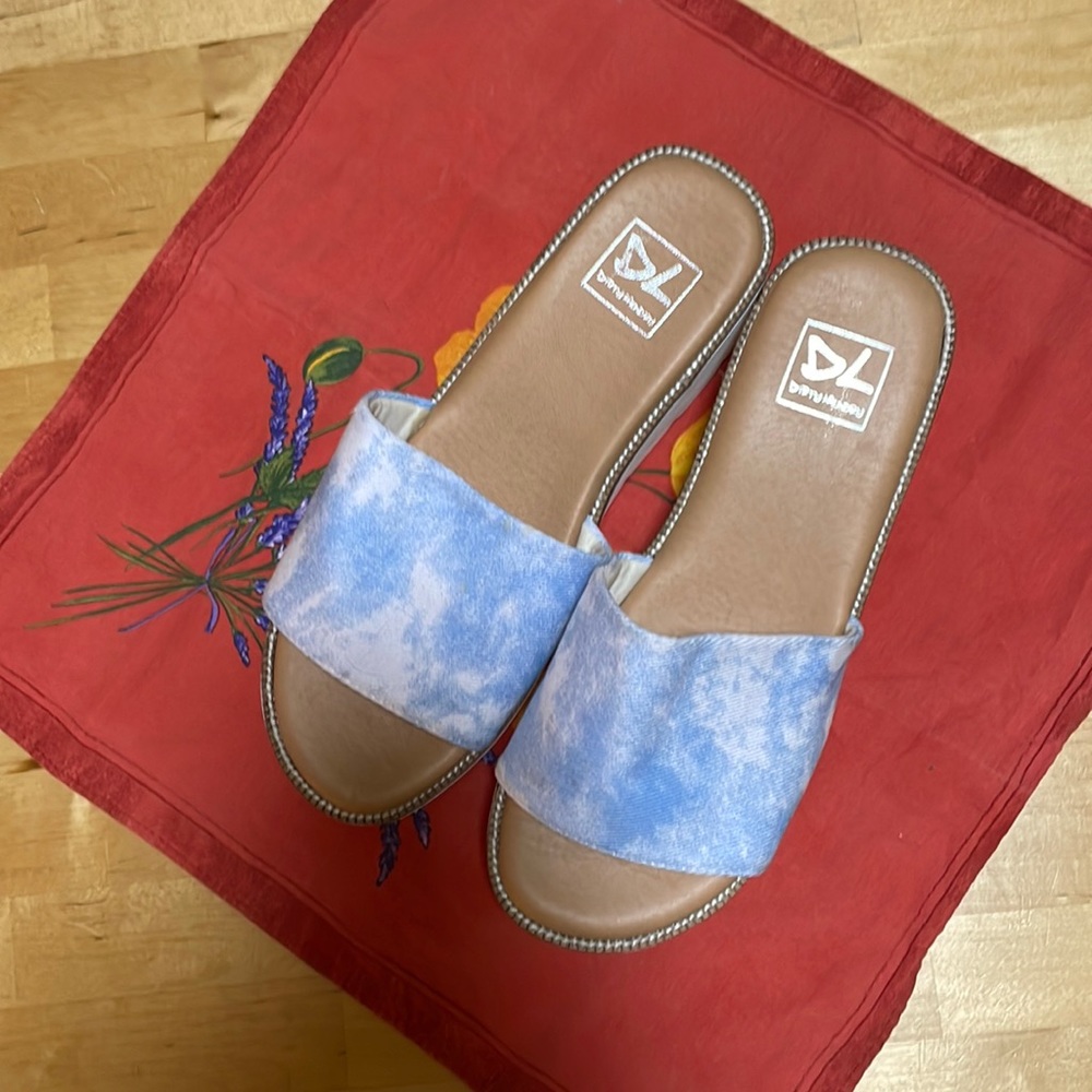 Dirty Laundry platform slides